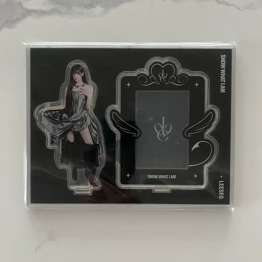 [BUNJANG] IVE Yseo Concert MD Acrylic Photo Stand Set (Sealed) / [당일배송] 아이브 콘서트 엠디 이서 아크릴 포토 스탠드 세트 미개봉 양도