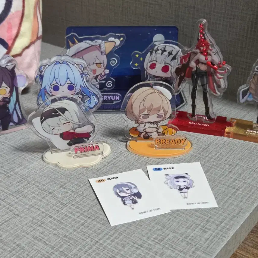 [BUNJANG] Goddess of Victory: NIKKE Merchandise Bundle Set / 승리의 여신 니케 굿즈 세트 일괄 정리