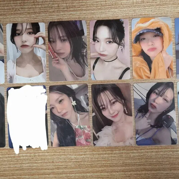 [BUNJANG] fromis_9 Baek Ji-heon Photocard Bundle Set / 프로미스나인 백지헌 포토카드 일괄