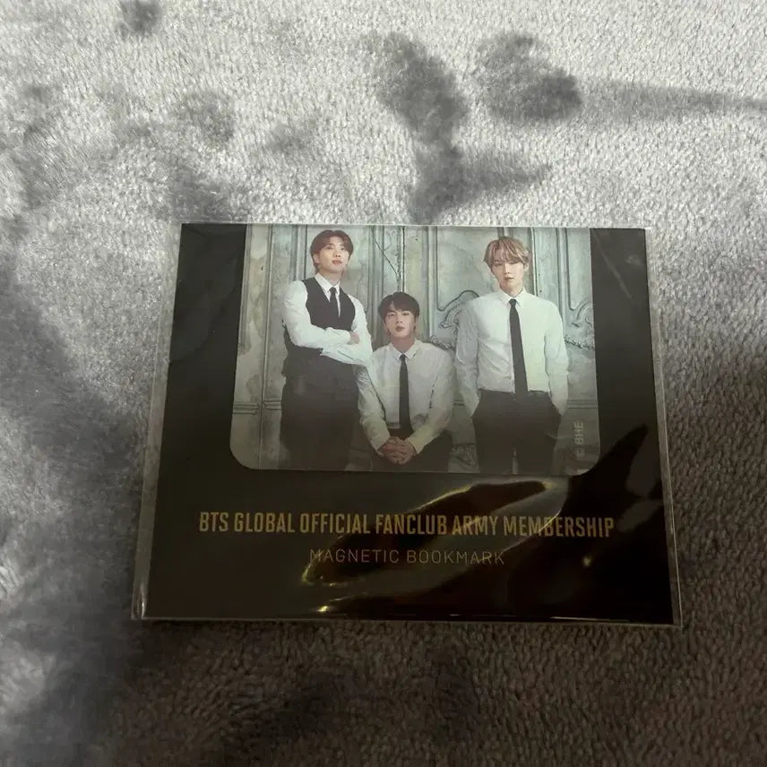 [BUNJANG] BTS Global Official Fanclub ARMY Membership Magnetic Bookmark / BTS 글로벌 공식 팬클럽 아미 멤버십 마그네틱 북마크