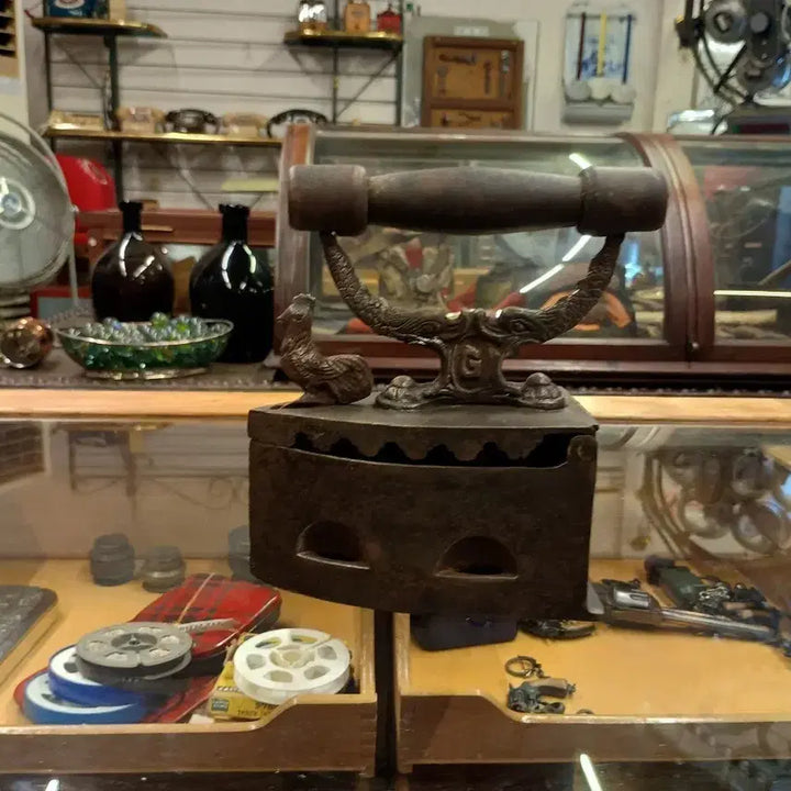 [BUNJANG] Vintage Cast Iron Chicken Leg Press / 빈티지 무쇠 닭다리미