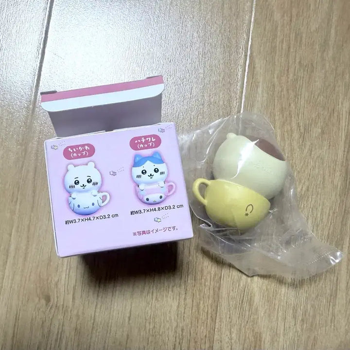 [BUNJANG] Sanrio x Chiikawa Collaboration Pompompurin Figure / 산리오 치이카와(먼작귀) 콜라보 피규어 - 쿠리만쥬 폼폼푸린