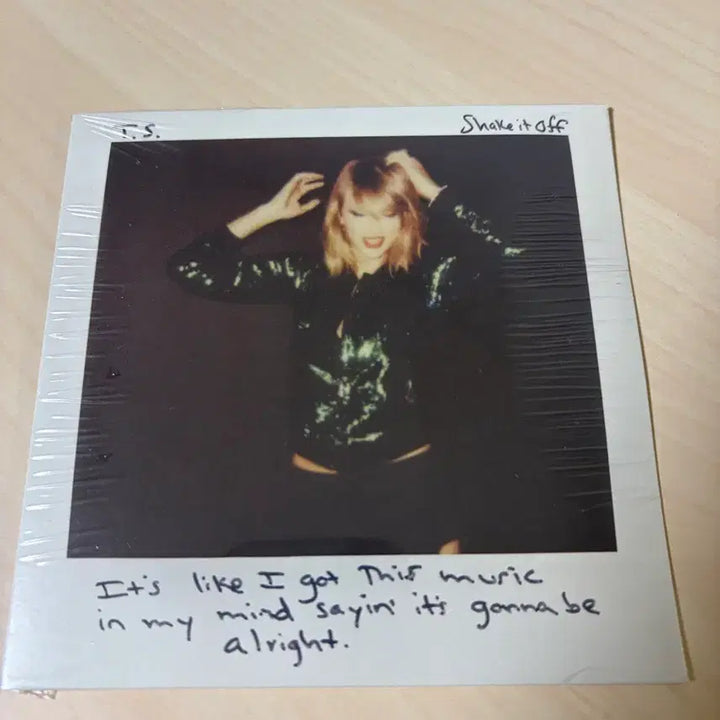 [BUNJANG] Taylor Swift Shake It Off Single CD Sleeve Version / 오늘만이가격) 테일러 스위프트 Shake It Off 싱글 슬리브 cd버전