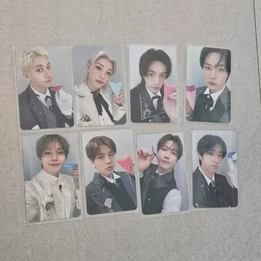 [BUNJANG] Stray Kids SKZOO Fanshop Pop-Up Exclusive 8-Piece Set / 스트레이키즈 SKZOO fansshop pop up 특전 8종