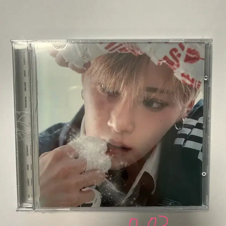 [BUNJANG] Alphadrivewon Arnaud Photocard / 알파드라이브원 아르노 포카