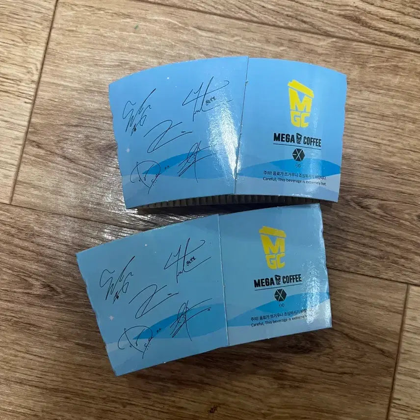 [BUNJANG] EXO Mega Coffee Bundle Set Cup Holders / MGC 메가커피 엑소 컵홀더 2개 일괄