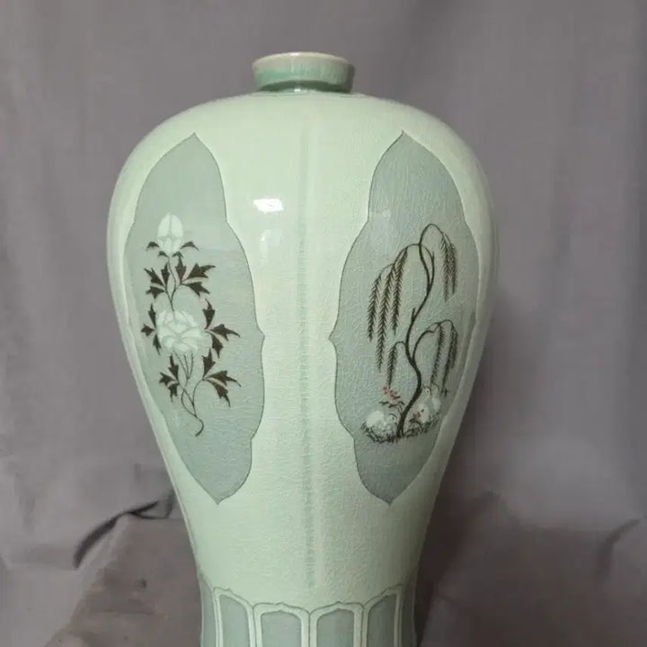 [BUNJANG] Donggok Celadon Vase / 청자 매병