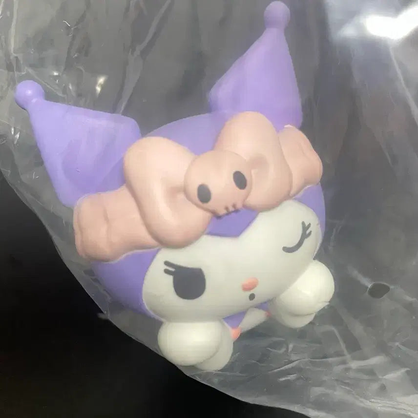 [BUNJANG] Kuromi Sofubi Figure / 쿠로미 소프비 피규어 산리오