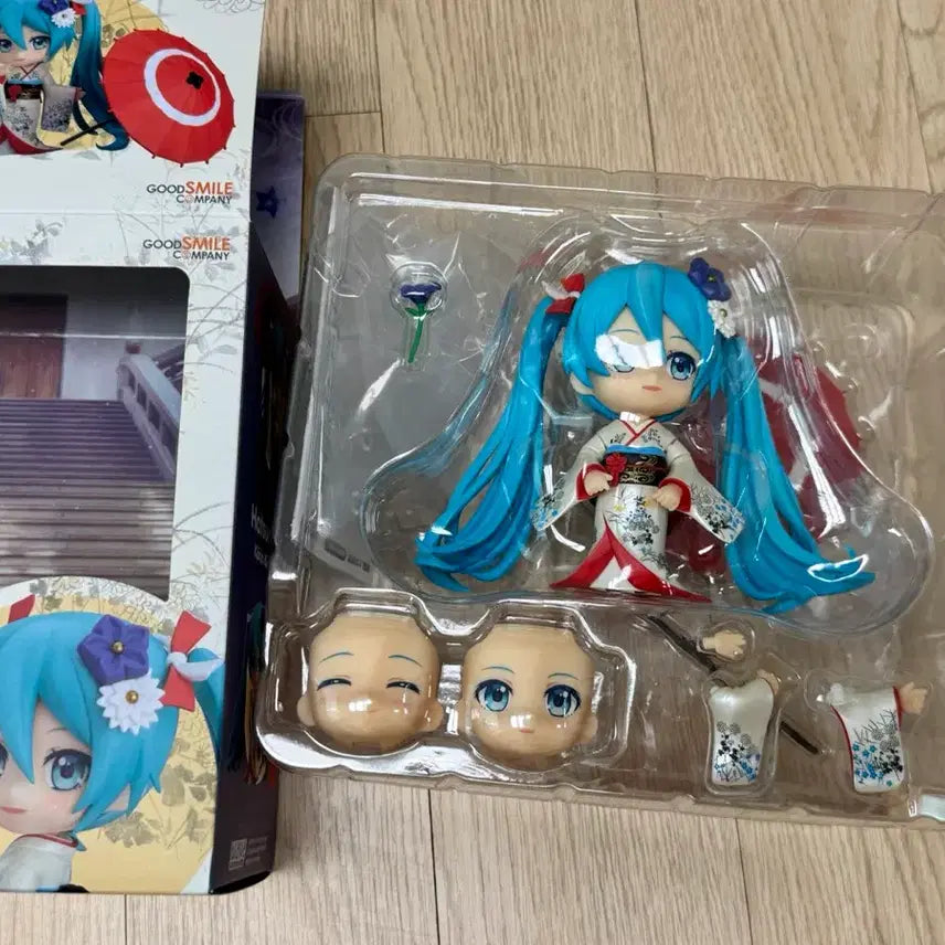 [BUNJANG] Good Smile Company Hatsune Miku Fuyuki Kosode Nendoroid (Unsealed) / 개봉) 하츠네미쿠 후유키 코소데 넨도로이드
