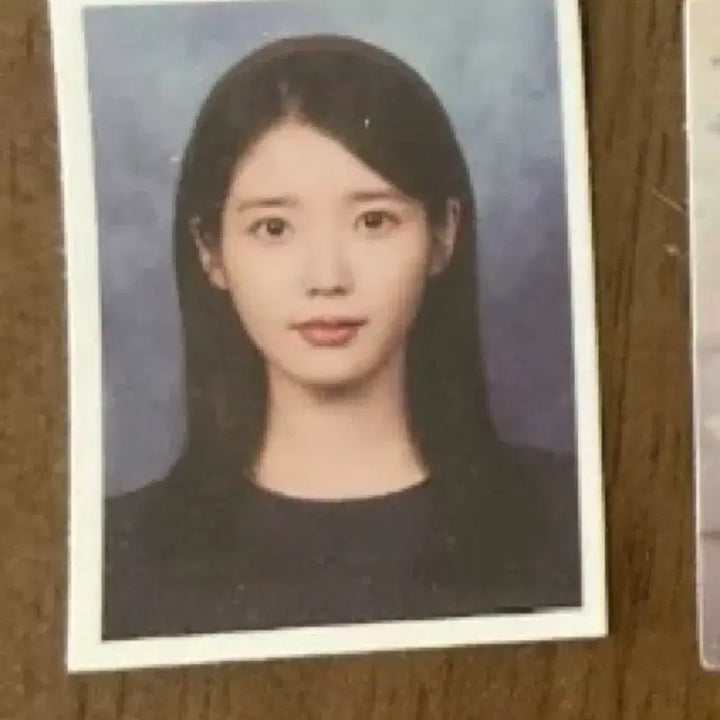 [BUNJANG] IU Flower Bookmark Set Album Proof Photo &amp; Sticker / 아이유 꽃갈피셋 앨범 증명사진&amp;스티커