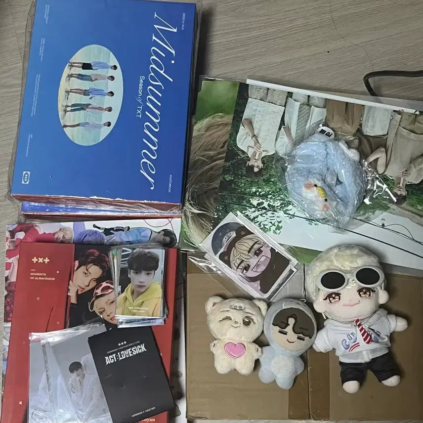 [BUNJANG] TXT Summer Season of TXT Photobook Bundle Set / 투바투 굿즈 양도