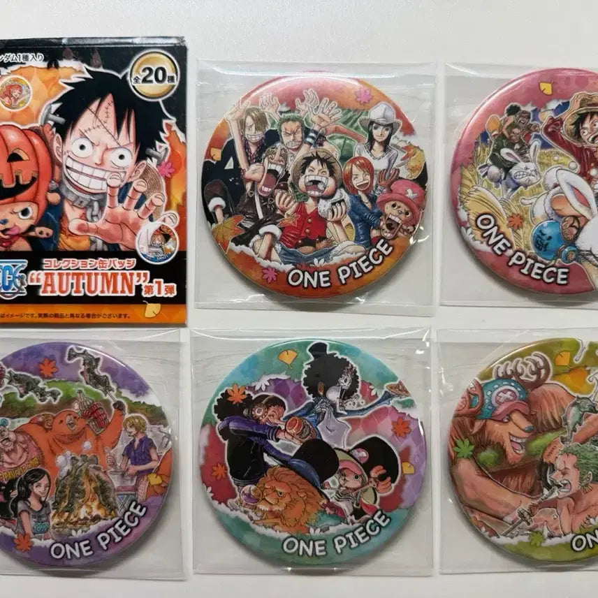 [BUNJANG] One Piece Autumn Halloween Collection Can Badge Bundle Set - Luffy, Sanji, Zoro, Robin, Nami / (일괄)원피스 가을 할로윈 컬렉션 캔뱃지 루피,상디,조로,로빈,나미
