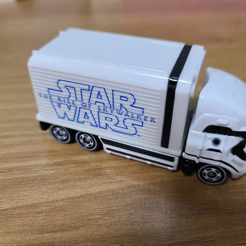 [BUNJANG] Tomica Star Wars Limited Edition Truck / 토미카 스타워즈 한정판