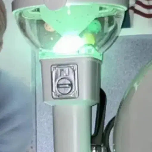 [BUNJANG] Park Jihoon Lightstick Keychain / (미개봉) 급처 박지훈 뽑봉 키링