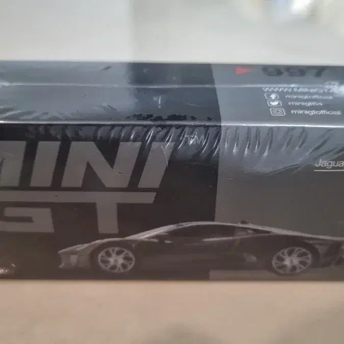[BUNJANG] MininiGT 997 Sealed Jaguar C-X75 Test Car Model / 미니지티 997 미개봉 판매합니다