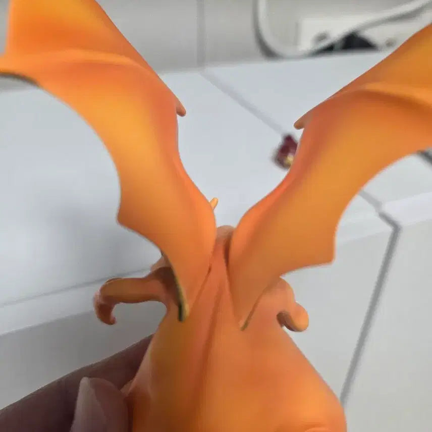 [BUNJANG] Pokemon Charizard Wing Resin Figure / dm 리자몽 날개 순접 단품 포켓몬 레진