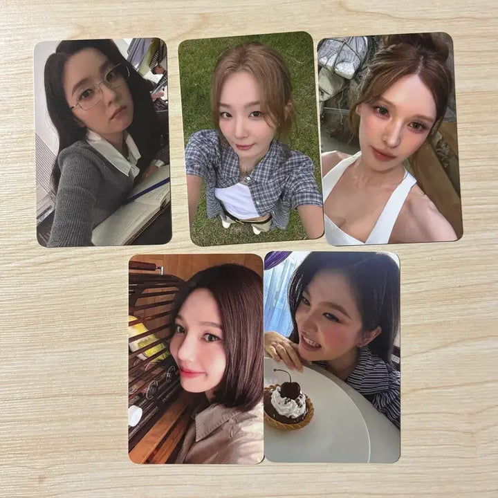 [BUNJANG] Red Velvet Fan Concert First Day Bundle Set Photocards / (일괄) 레드벨벳 팬콘 첫콘 포카