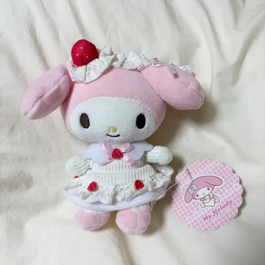 [BUNJANG] My Melody Mymelo Groomy Shortcake Mascot / 마이멜로디 무뉴구루미 쇼트케이크 마스코트