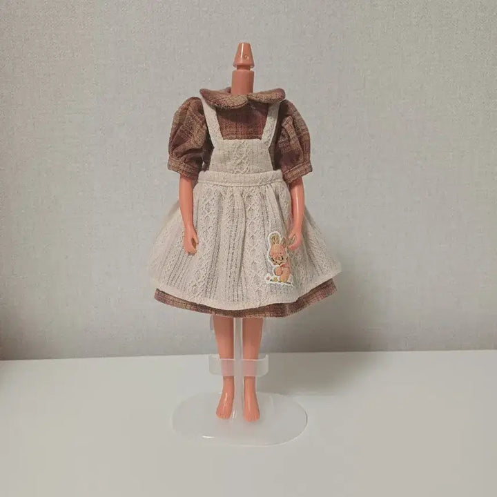 [BUNJANG] Six-Day Doll Outfit / 육일돌 의상 판매