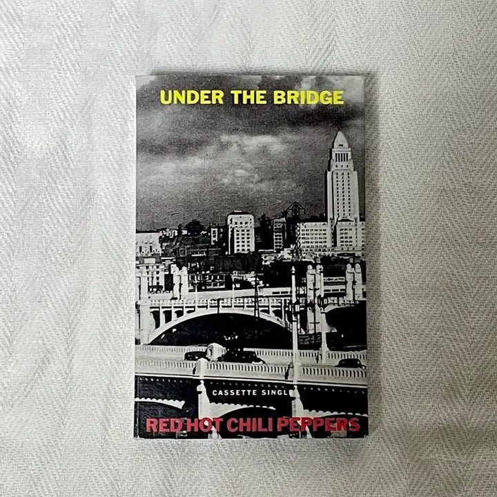 [BUNJANG] Red Hot Chili Peppers Under the Bridge Single Cassette Tape (Used, Mint Condition) / 레드핫칠리페퍼스 Red Hot Chili Peppers - Under the Bridge 싱글 카세트 (중고 민트급)