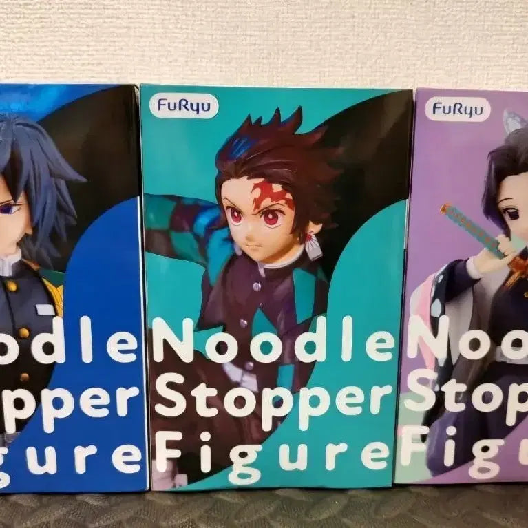 [BUNJANG] Kimetsu no Yaiba Tanjiro, Giyu, Shinobu Noodle Stopper Figure Set (Sealed) / [미개봉] 후류 기유 시노부 탄지로 누들 스토퍼 3종
