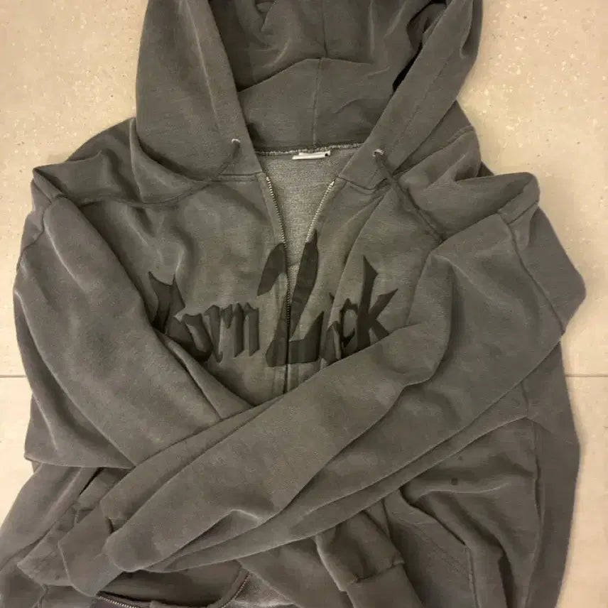 [BUNJANG] Qwer 2nd Anniversary Pop-Up Hoodie Zip-up Size 1 / qwer 2주년 팝업 후드집업 size1