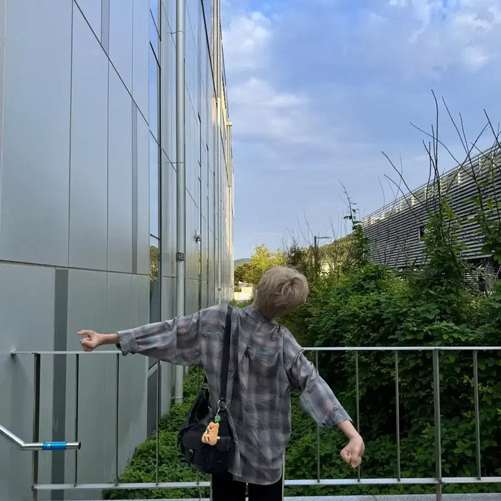 [BUNJANG] Sung Hanbin Plaid Oversized Fit Shirt / 성한빈 손민수 체크 남방 셔츠