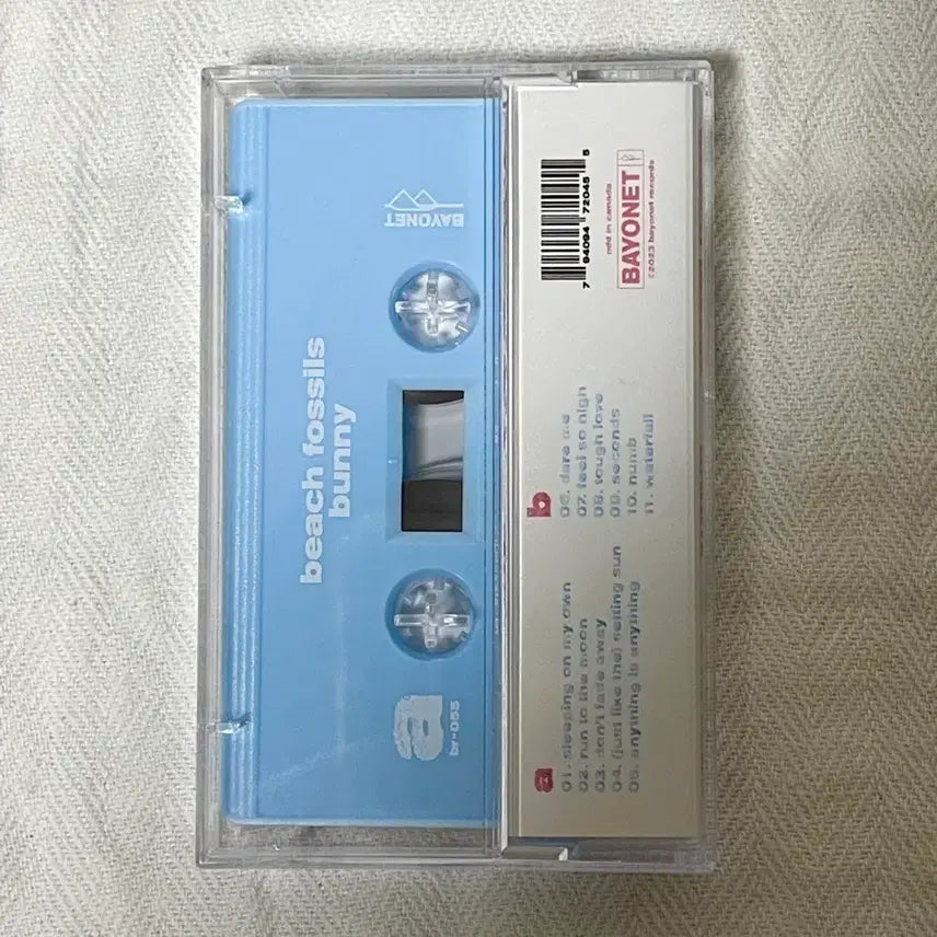 [BUNJANG] Beach Fossils Bunny Limited Edition Cassette / [민트급 / 개봉] Beach Fossils - Bunny 한정판 카세트