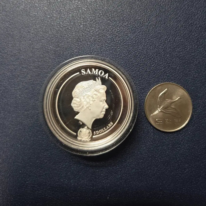 [BUNJANG] 2025 Enamel Flower Collection 3D Limited Edition Proof Silver Coin / 2025년 애나멜 플라워컬랙션 3D한정판 프루프은화 희귀은화수집용