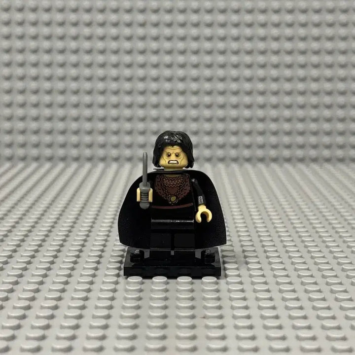 [BUNJANG] Lego The Lord of the Rings 10237 Orthanc Grima Minifigure / 레고 반지의 제왕 10237 오르상크의 탑 그리마 미니피규어