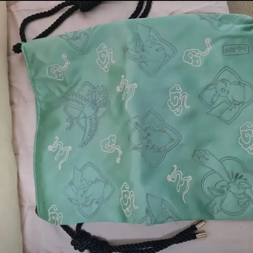 [BUNJANG] Pokemon Store Traditional Edition Celadon Eco Bag / 포켓몬 스토어 전통에디션 청자빛 에코백 미개봉품