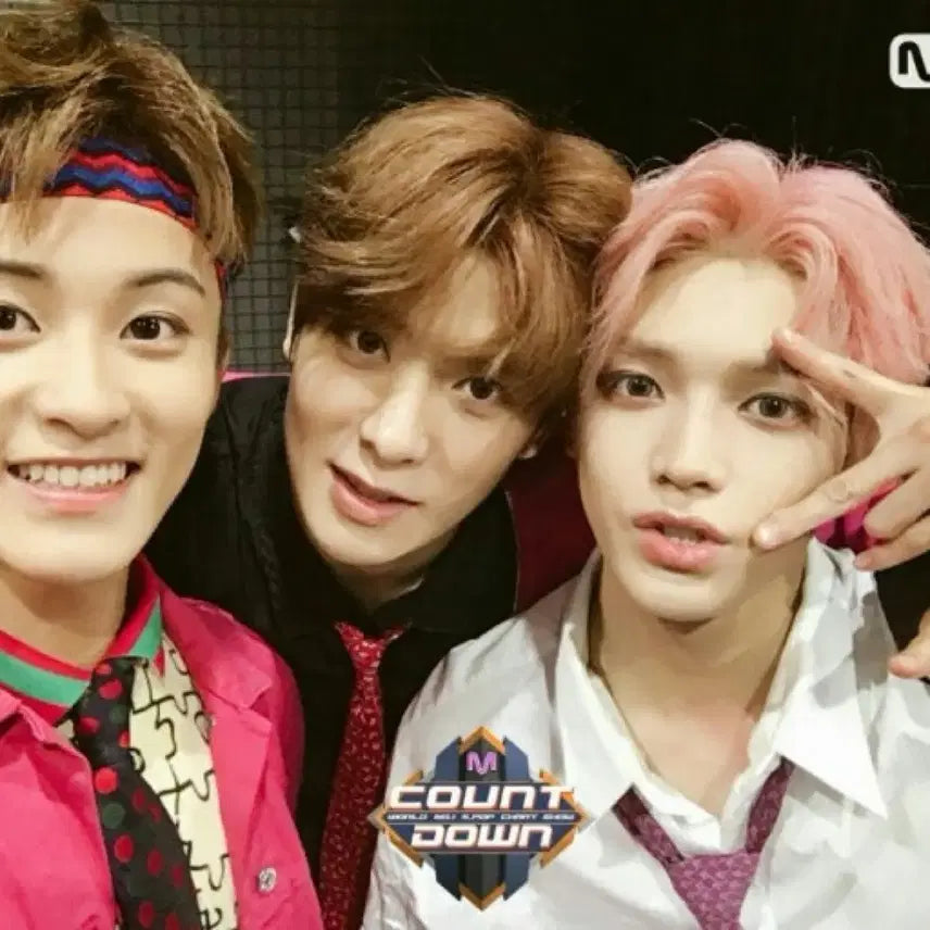 [BUNJANG] NCT 127 Goods Bundle Set (Mark, Jaehyun, Taeyong) / 엔시티127 탈덕 처분 급처 합니다!! 무료나눔 무나 랜박