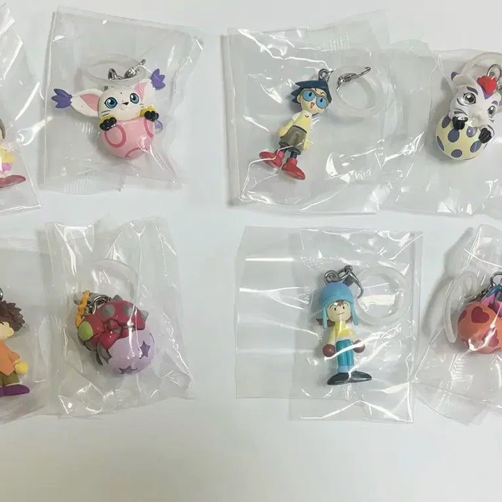 [BUNJANG] Digimon Gacha Keychain Set (Digitama Version) - 8 Wooden Dolls - Unsealed / (미개봉/새상품) 디지몬 가챠 열쇠고리 8개 목각인형, 디지타마 버전