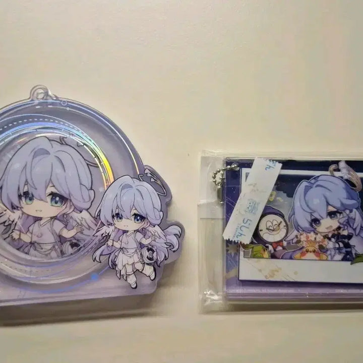 [BUNJANG] Honkai Star Rail Robin Can Badge Set &amp; Kuijitan Keyring Bundle / 붕괴 스타레일 로빈 캔뱃지 세트, 쿠지1탄 키링 일괄 판매