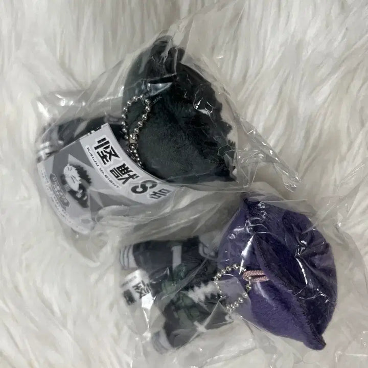 [BUNJANG] Kaiju No. 8 Hoshina and Kafka Hug Character Plush Set / 괴수8호 호시나 카프카 허그캬라  일괄