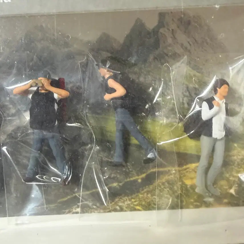 [BUNJANG] 1:64 Scale Race Medal Climbing Diorama Diecast Figure / 1:64 Race Medal 레진 등산 다이캐스트 피규어 디오라마