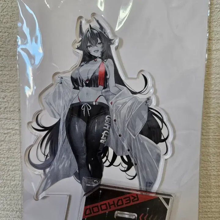 [BUNJANG] Goddess of Victory: NIKKE GiGO Limited Edition Red Hood Acrylic Stand (Black &amp; White Version) - Sealed / 미개봉)승리의 여신 니케 GiGO 한정판 레드후드 아크릴 스탠드 흑백버전