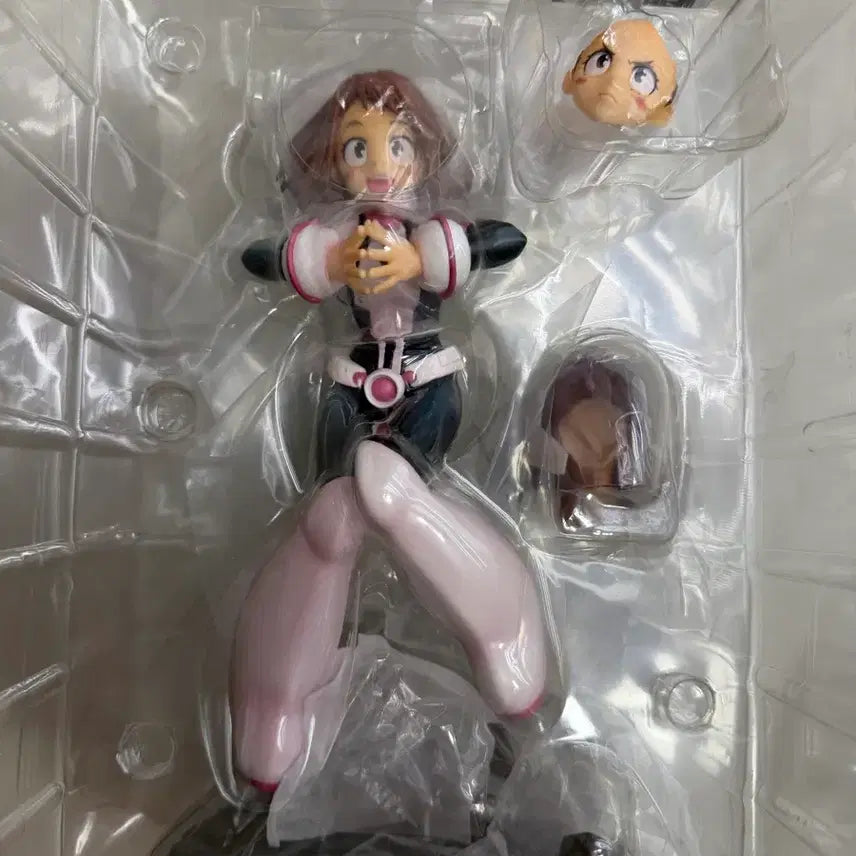 [BUNJANG] Kotobukiya My Hero Academia ARTFX J Ochaco Uraraka Figure (POB Included) / 코토부키야 (특전) 나의 히어로 아카데미아 ARTFX J 우라라카 오차코 피규어팝니다