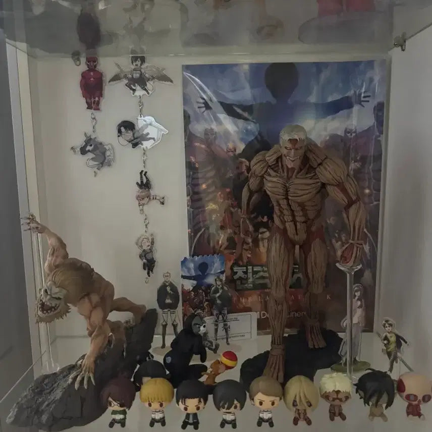 [BUNJANG] Attack on Titan Armored Titan Ichiban Kuji Figure (Unsealed) / [개봉품] [택포33] 이치방쿠지 진격의거인 갑옷거인