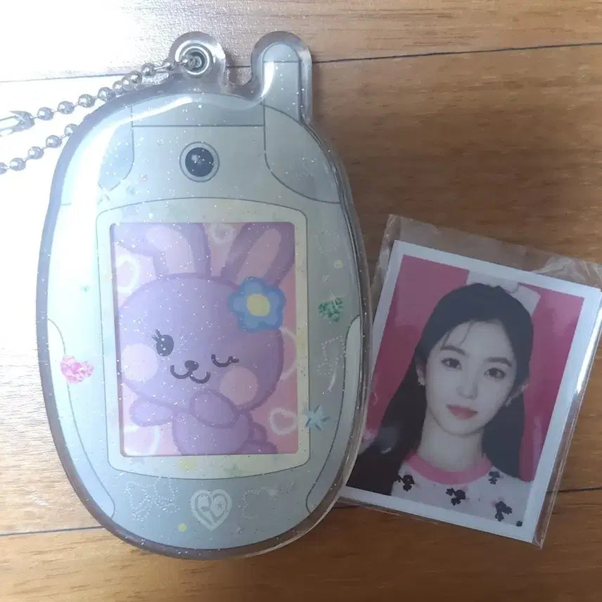 [BUNJANG] Red Velvet Irene 2024 Fan Concert MD ID Photo Holder Keychain + 2 Photos / [판매] 레드벨벳 아이린 팬콘 엠디 증사홀더 키링