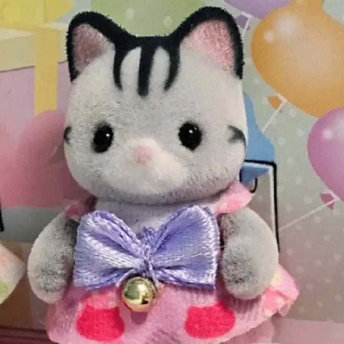 [BUNJANG] Sylvanian Families Calico Critters Gray Cat Split Set / 실바니안 모여라 아기 고양이 회색 고양이 그레이캣 분철 판매