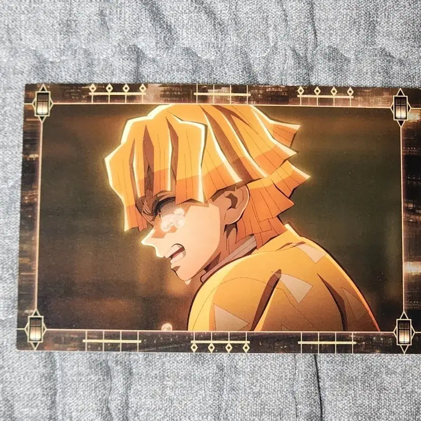 [BUNJANG] Demon Slayer: Kimetsu no Yaiba Mugen Train Arc Agatsuma Zenitsu Ufotable Cafe Postcard / 극장판 귀멸의 칼날 무한성편 아가츠마 젠이츠 유포테이블 카페 엽서