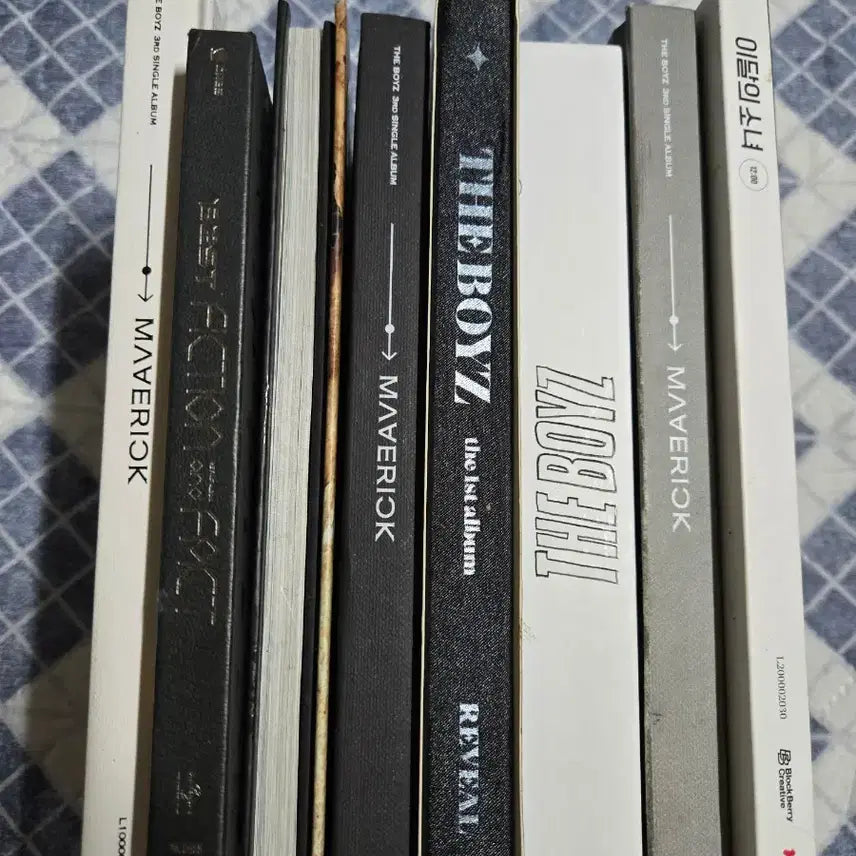 [BUNJANG] Mamamoo, The Boyz, LOONA 8-Album Bundle Set / 앨범 세트8장