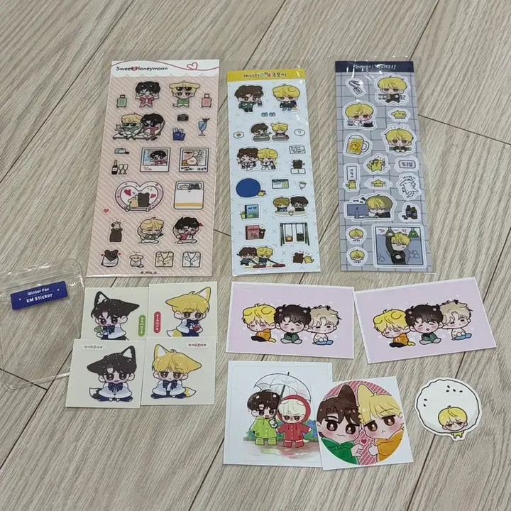 [BUNJANG] Demutj Big Moonon Bokueo Polar Sticker Mini-Poster Keyring / 데못죽 큰문온 복어님 큰문 폴라 스티커 띠부 증면사진 키링