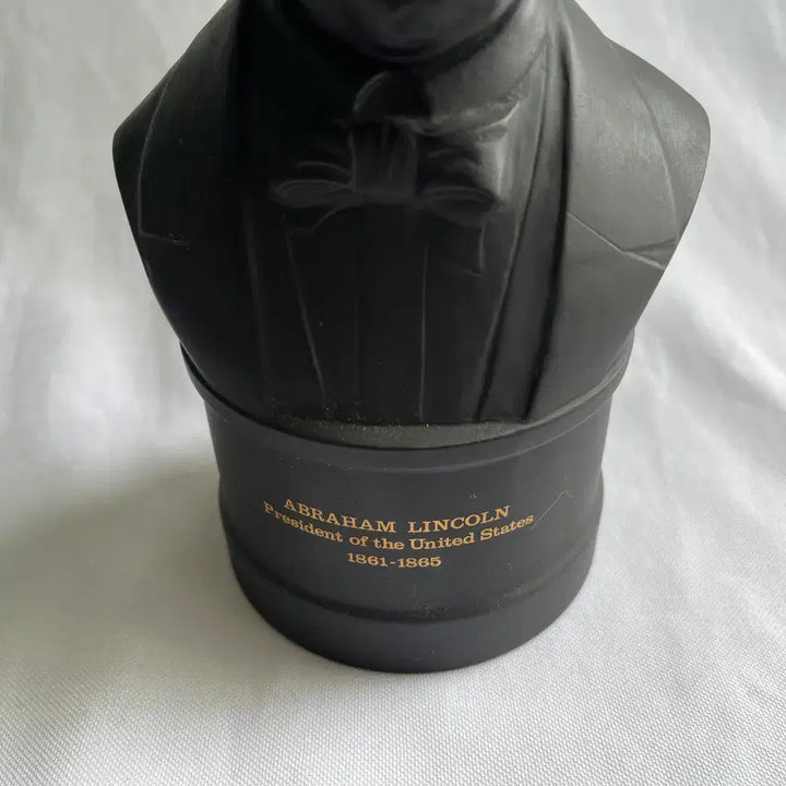 [BUNJANG] Wedgwood Abraham Lincoln Bust / 웨지우드 에이브라함 링컨 흉상