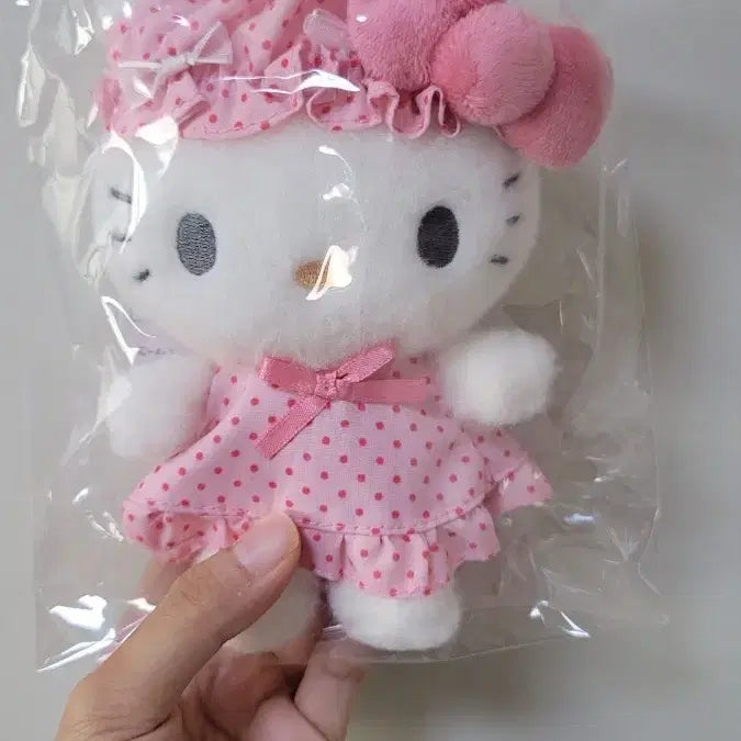 [BUNJANG] Hello Kitty Doll Pink Dot One-Piece Dress / 헬로키티 인형 핑크 도트 원피스