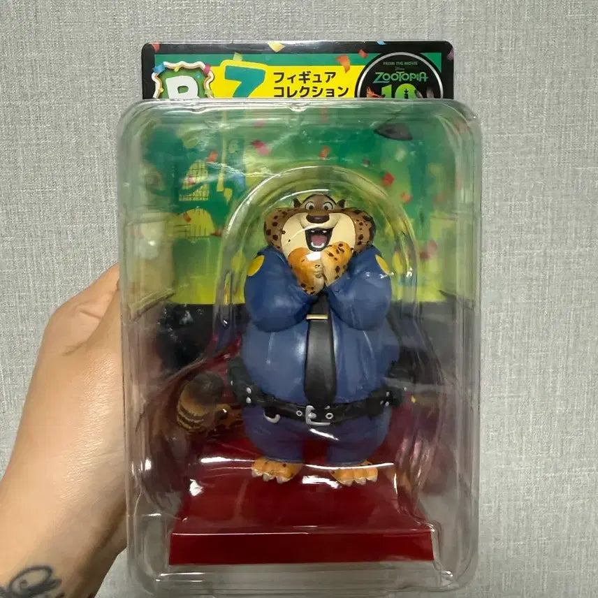 [BUNJANG] Zootopia 10th Anniversary Happy Kuji B-7 Close Hauser Figure / 주토피아 10주년 해피쿠지 B-7 클로하우저 피규어 판매