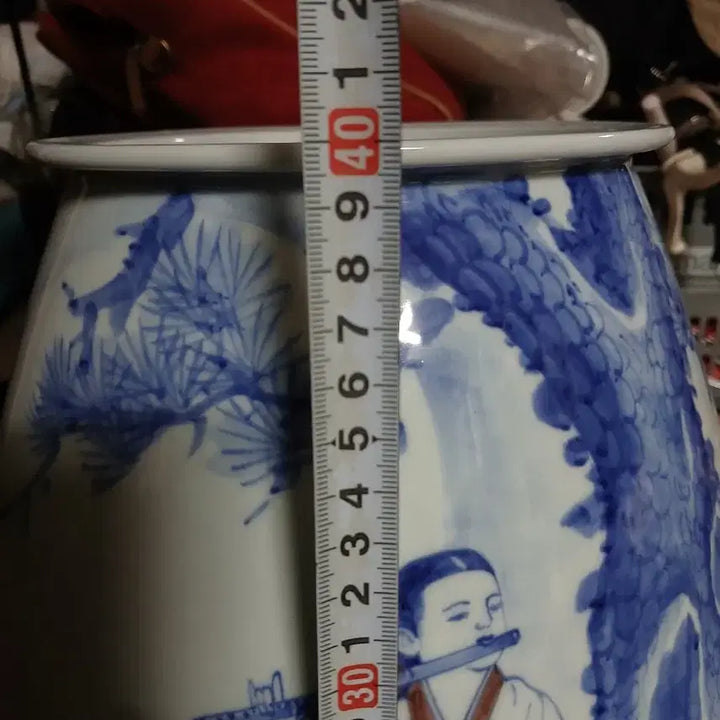 [BUNJANG] Antique Blue-and-White Porcelain Vase with Crane and Lady Motif / 골동도자기
