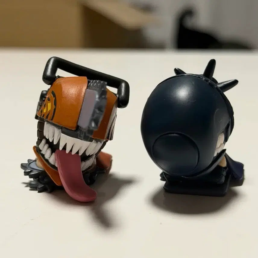 [BUNJANG] Chainsaw Man Night Onemutan Gacha Figure 2-Set Bundle / 일괄)체인소맨 밤 오네무탄 가챠 피규어 2종 세트