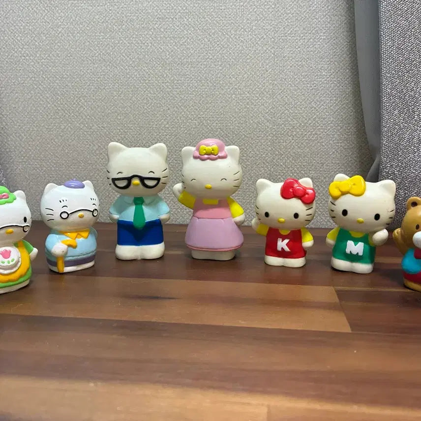 [BUNJANG] Hello Kitty Finger Puppet Set / 헬로키티 손가락인형 세트